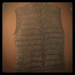 Aeropostale vest